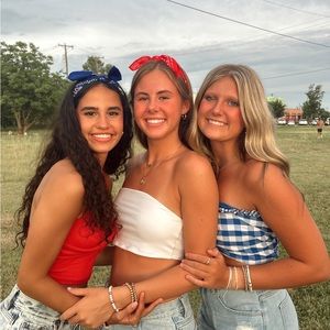 Meet your Posher, Riley